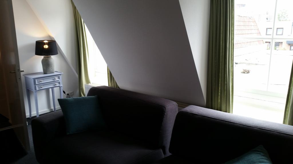Oekepoek Down Town Bed and Breakfast Ενσκέντε Δωμάτιο φωτογραφία